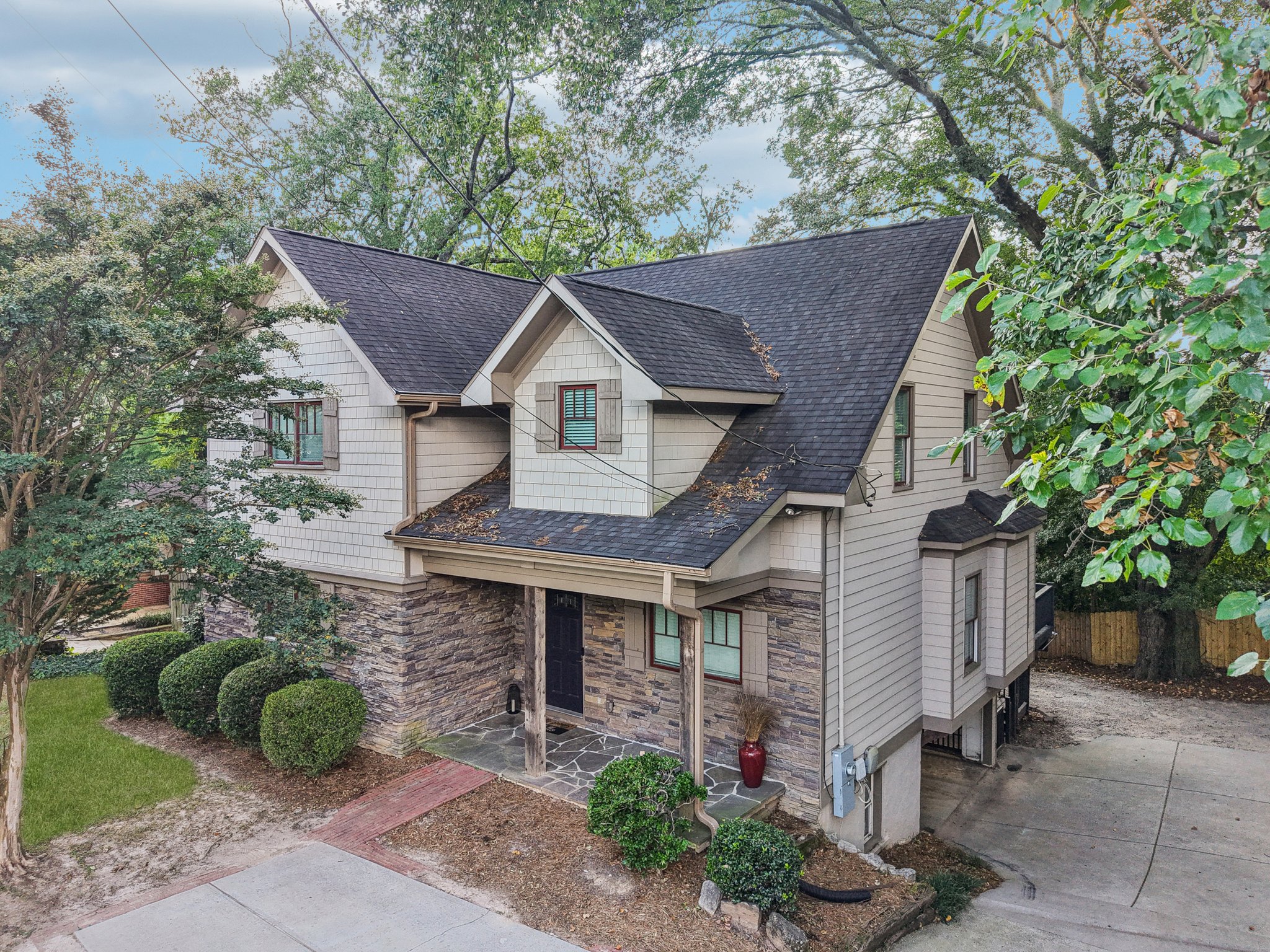 N Druid Hills Rd-L1809-001.jpg