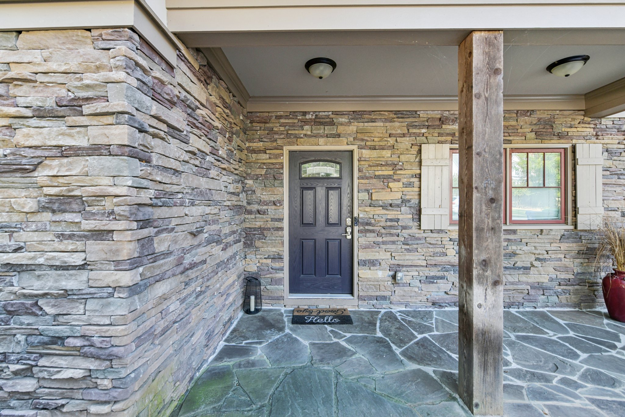N Druid Hills Rd-L1809-005.jpg