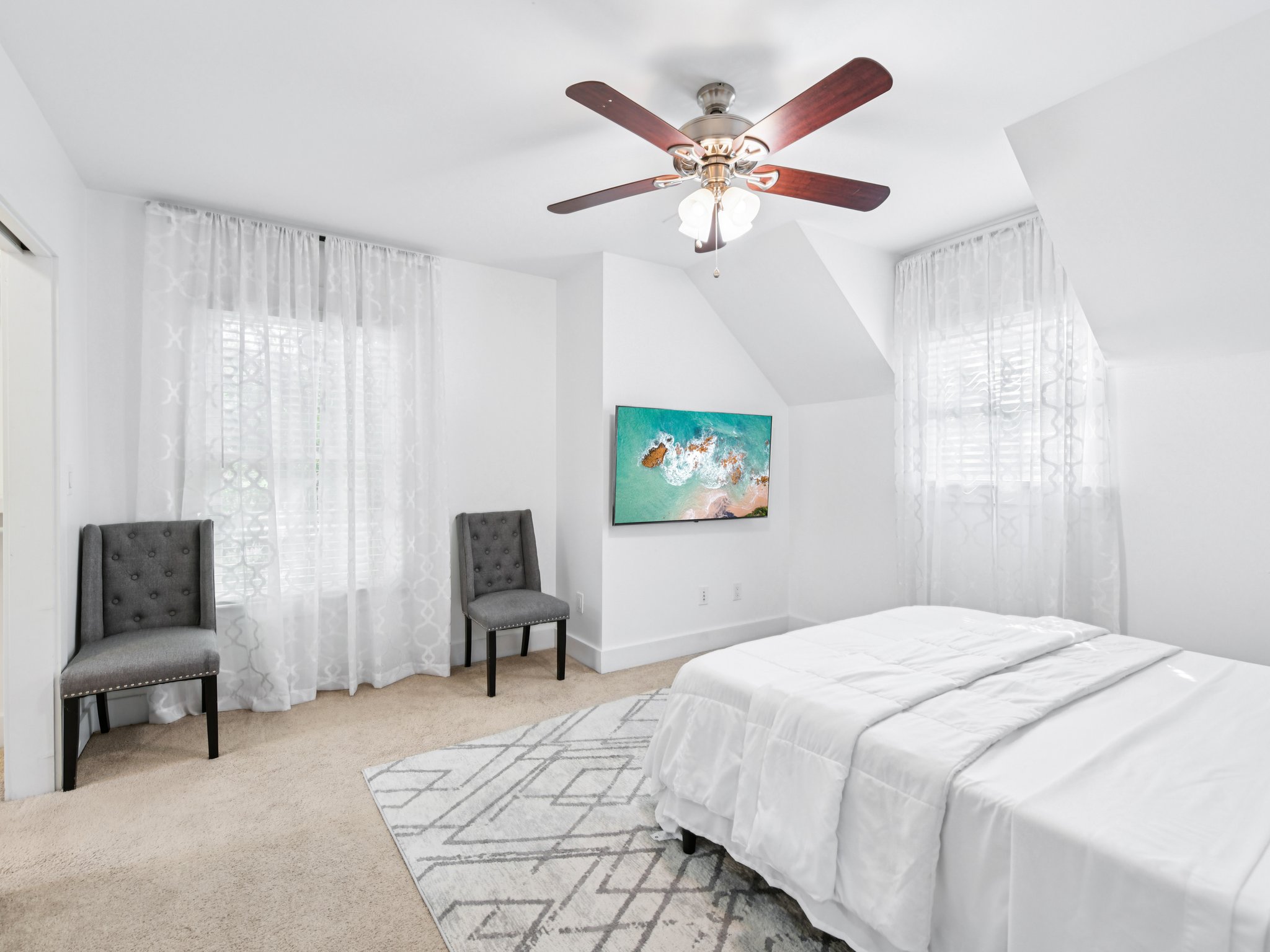 N Druid Hills Rd-L1809-038.jpg