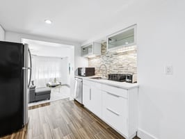 N Druid Hills Rd-L1809-024.jpg