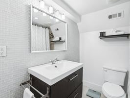N Druid Hills Rd-L1809-058.jpg