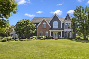  Photo 0