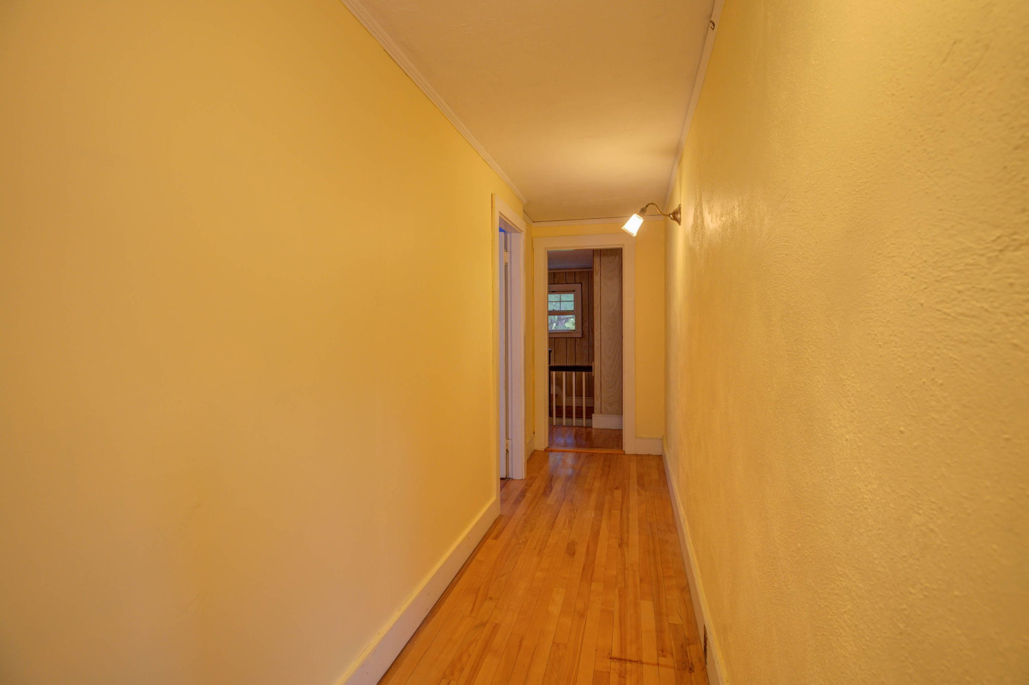  Photo 32