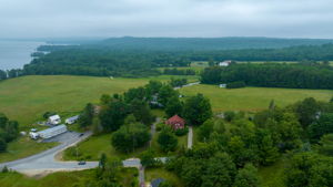  Photo 47
