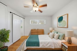 DSC00551 virtually staged.jpeg