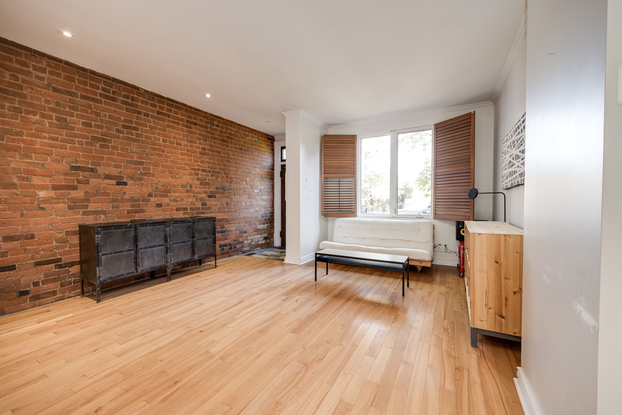 14 Bellwoods Ave, Toronto, ON M6J 2P4, Canada Photo 6