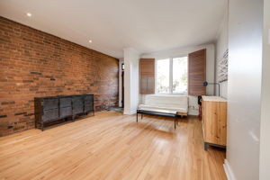 14 Bellwoods Ave, Toronto, ON M6J 2P4, Canada Photo 5