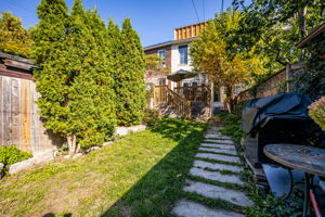 14 Bellwoods Ave, Toronto, ON M6J 2P4, Canada Photo 38