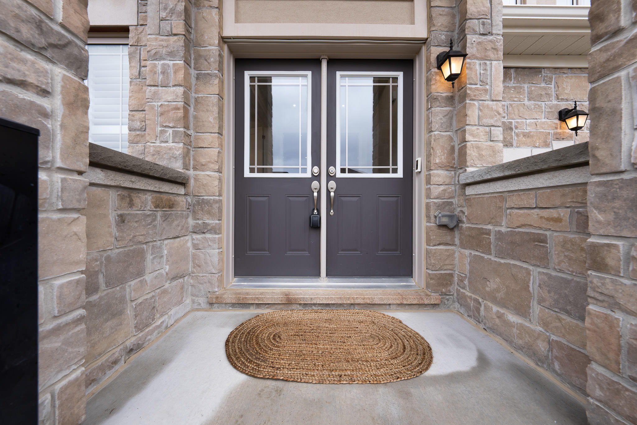 14 Ben Sinclair Ave, East Gwillimbury, ON L0G 1R0, Canada Photo 17