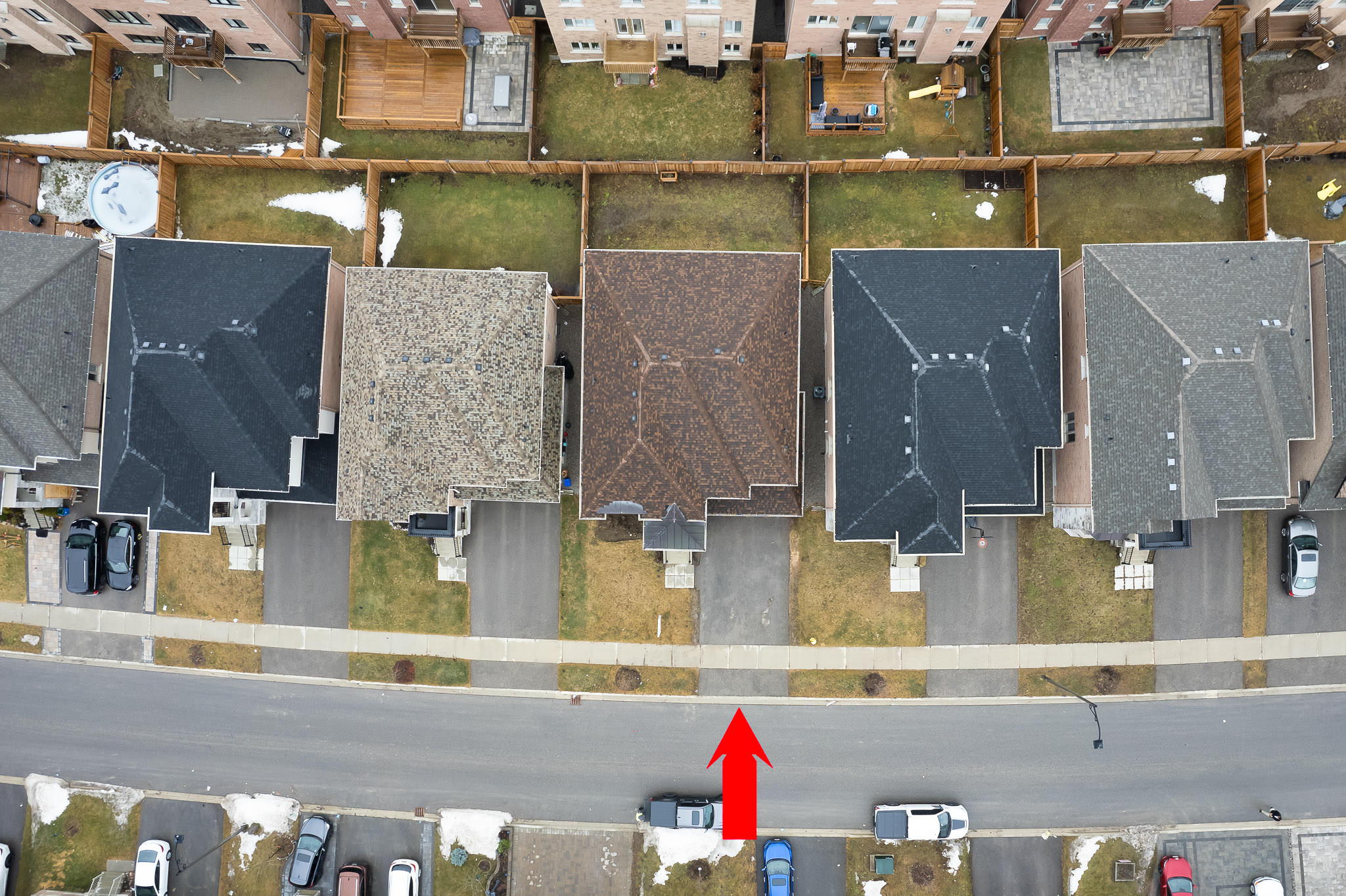 14 Ben Sinclair Ave, East Gwillimbury, ON L0G 1R0, Canada Photo 5