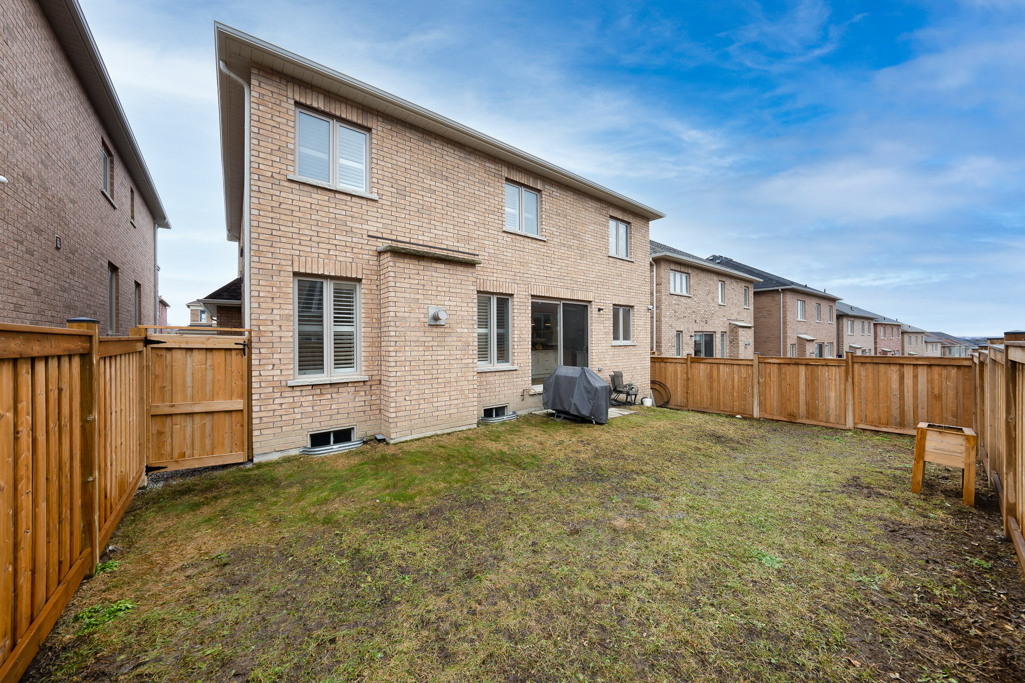 14 Ben Sinclair Ave, East Gwillimbury, ON L0G 1R0, Canada Photo 86