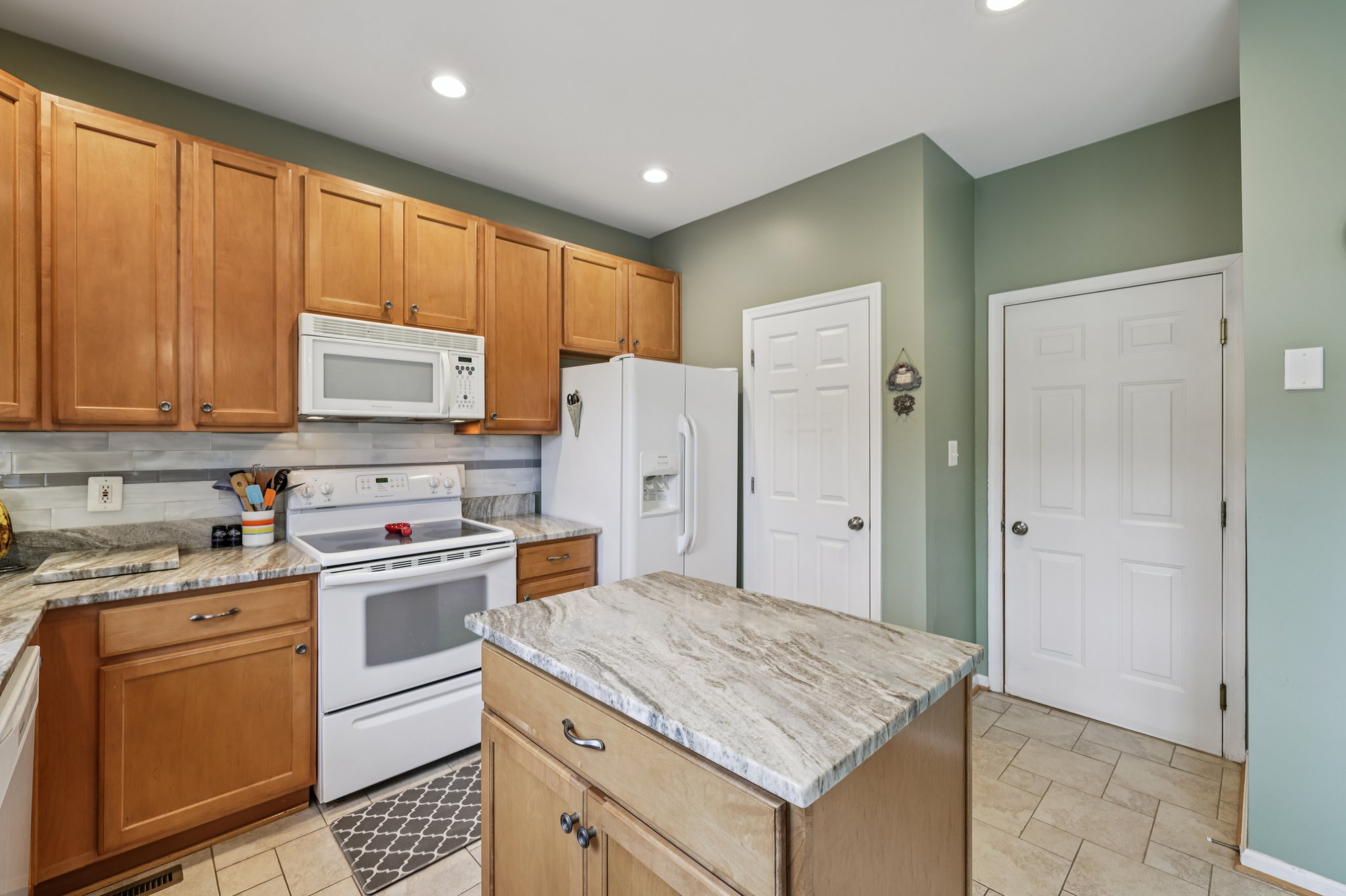 Bowie Mill Ave-L0603-013.jpg