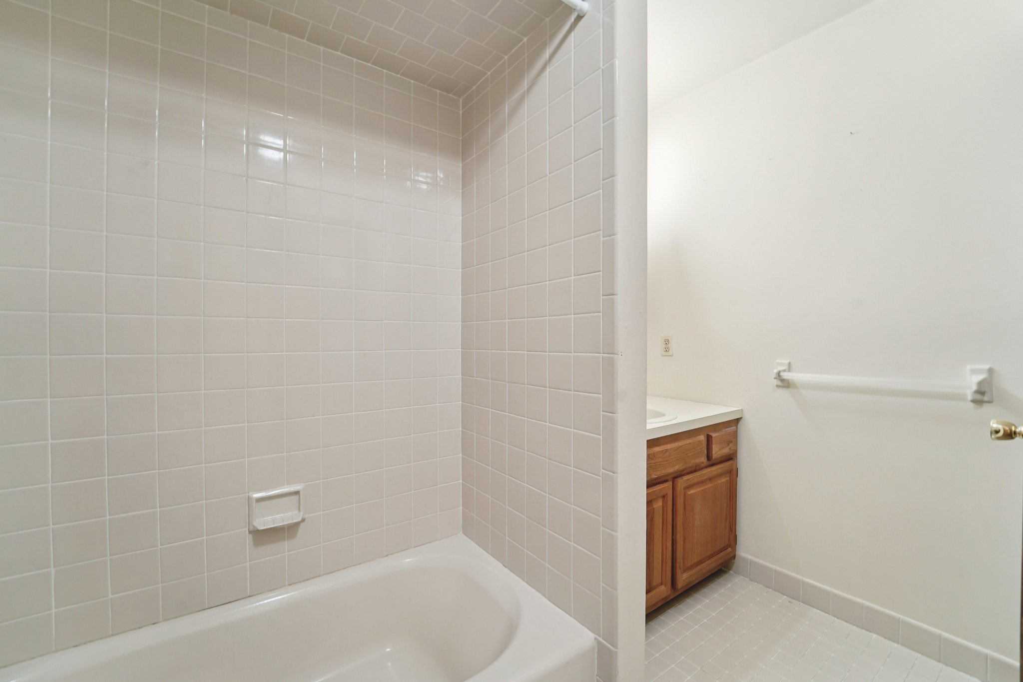 Brookside Hts-S0403-030.jpg