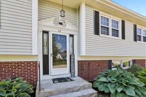 Candlewood Dr-S2005-002.jpg
