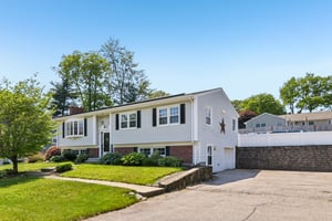 Candlewood Dr-S2005-004.jpg