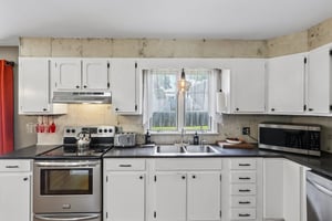 Candlewood Dr-S2005-016.jpg