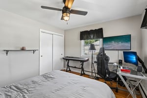 Candlewood Dr-S2005-027.jpg