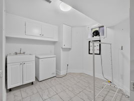  Photo 49
