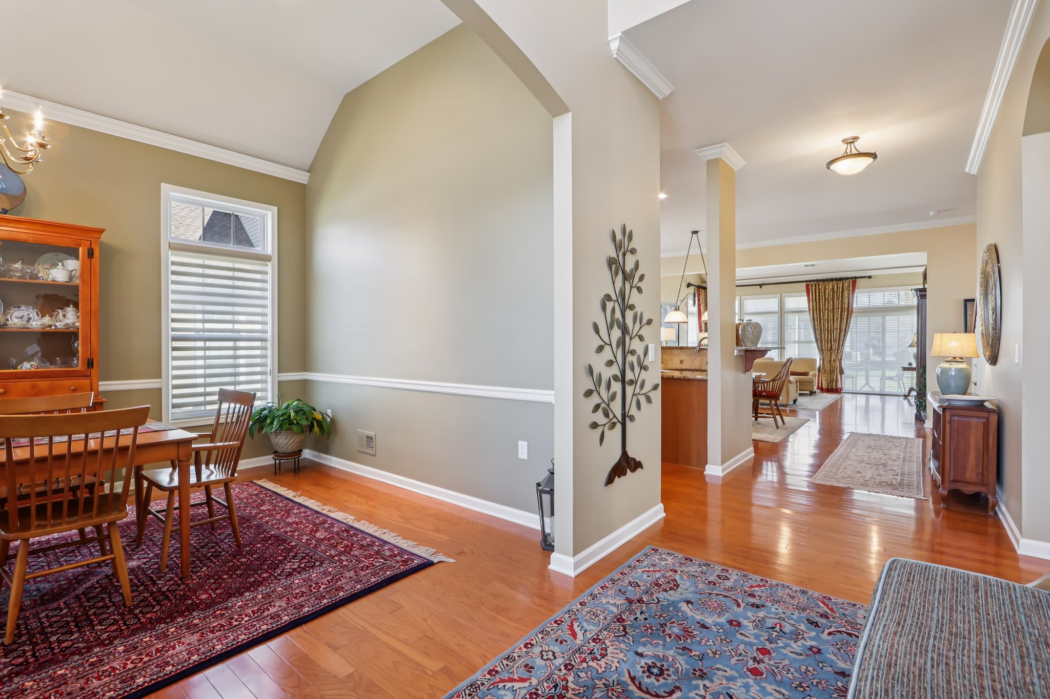 Cobblestone Blvd-S1803-010.jpg