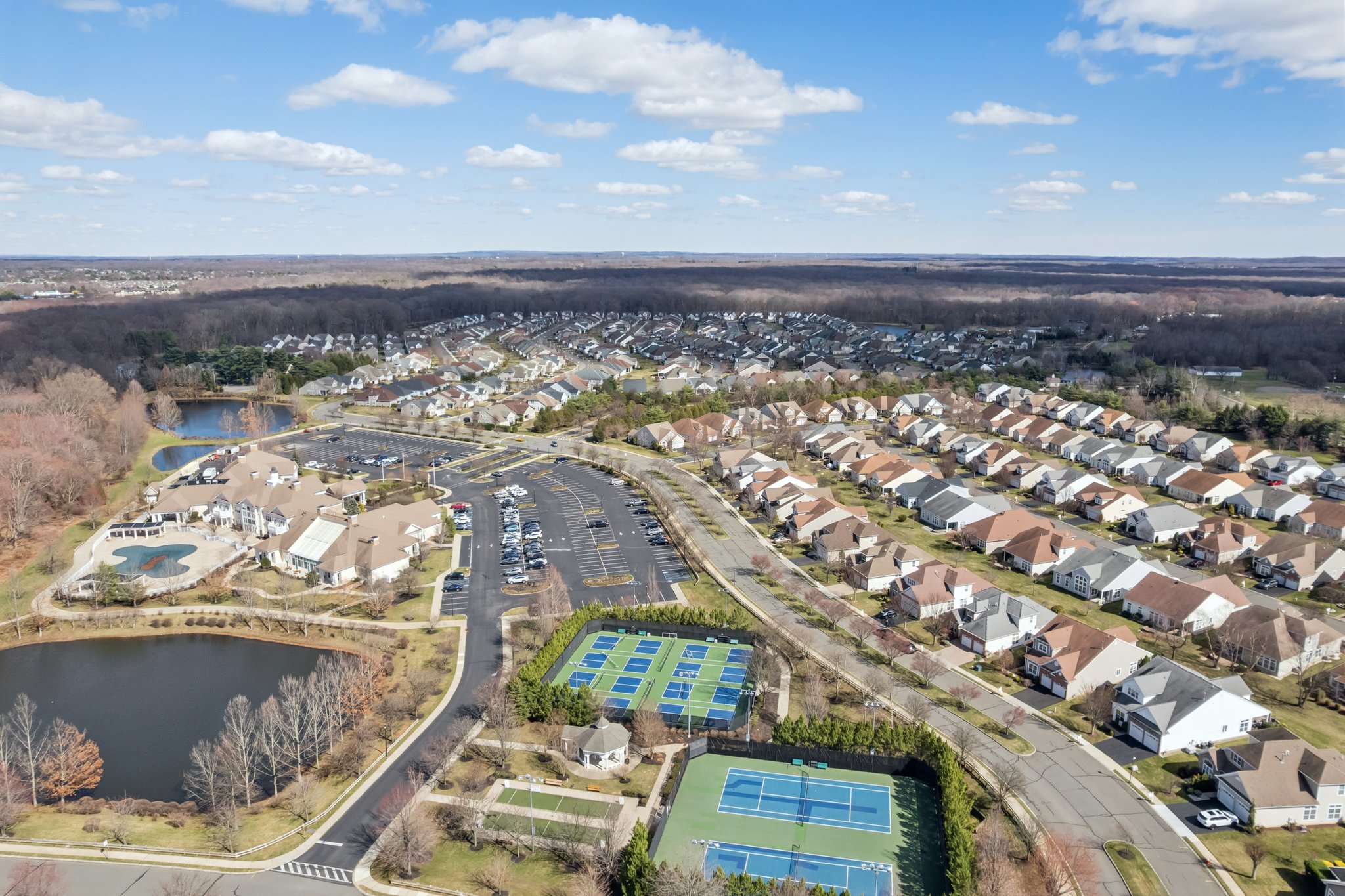 Cobblestone Blvd-S1803-044.jpg