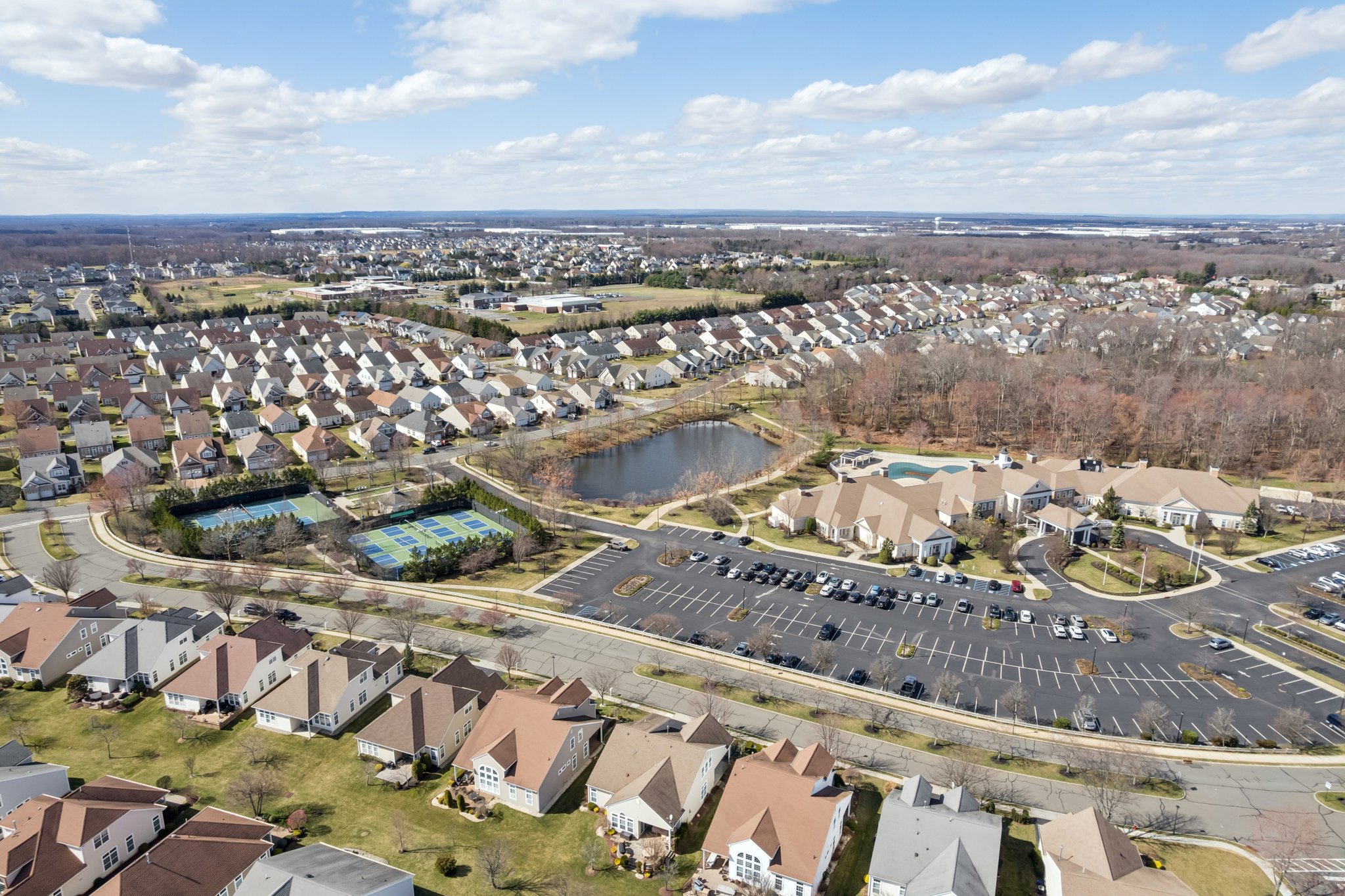 Cobblestone Blvd-S1803-048.jpg