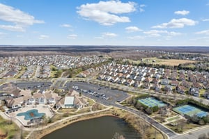 Cobblestone Blvd-S1803-045.jpg