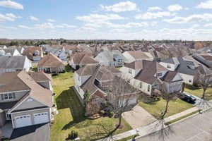 Cobblestone Blvd-S1803-051.jpg