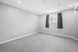 Davis-42 furniture removed.jpeg