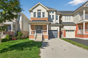 14 Dewell Crescent, Courtice ON