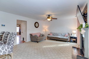 14 E Big Sky Dr, Hampton, VA 23666, USA Photo 15