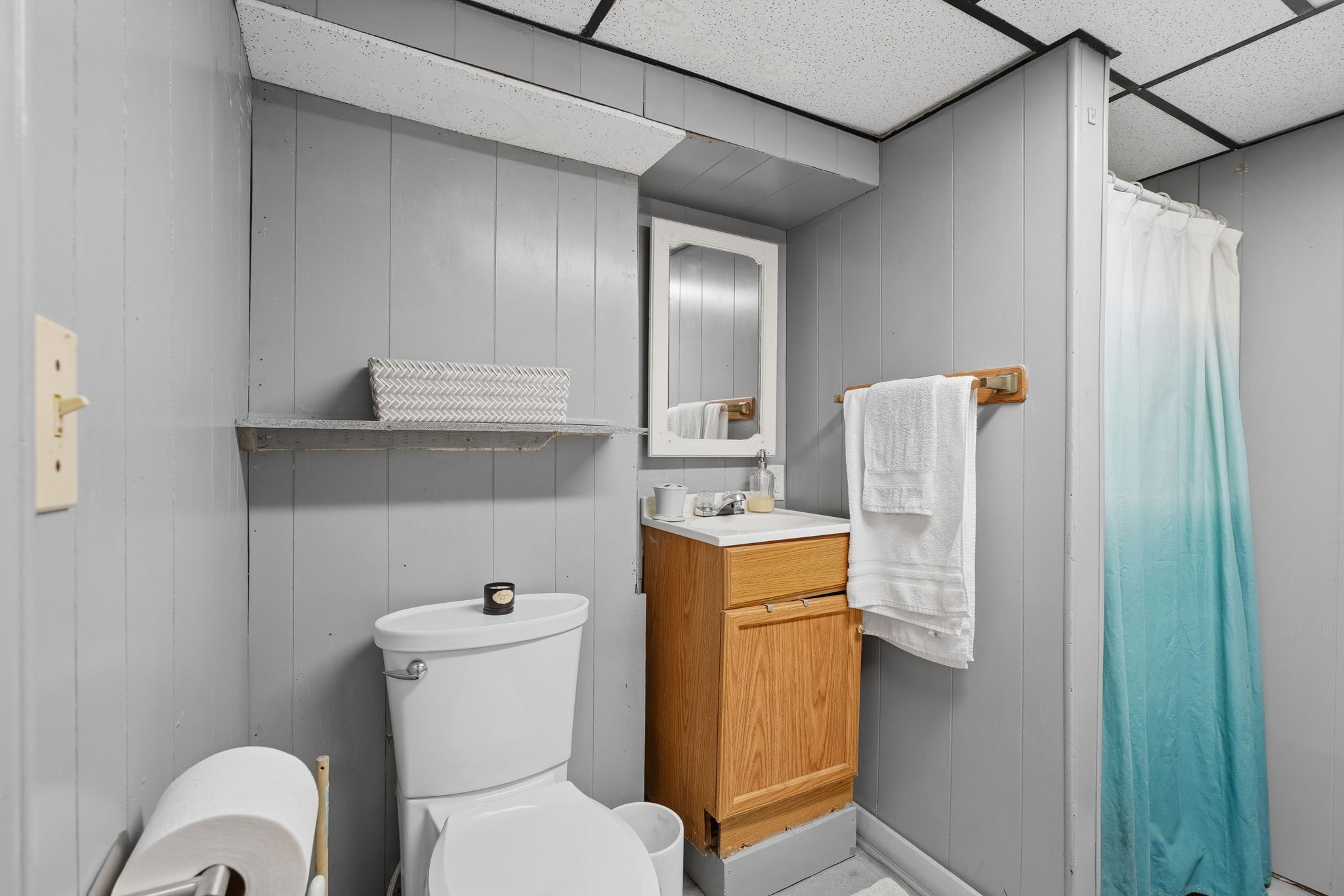 2nd Full Bathroom