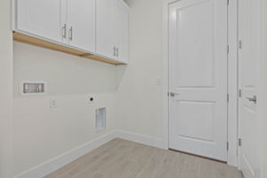  Photo 39
