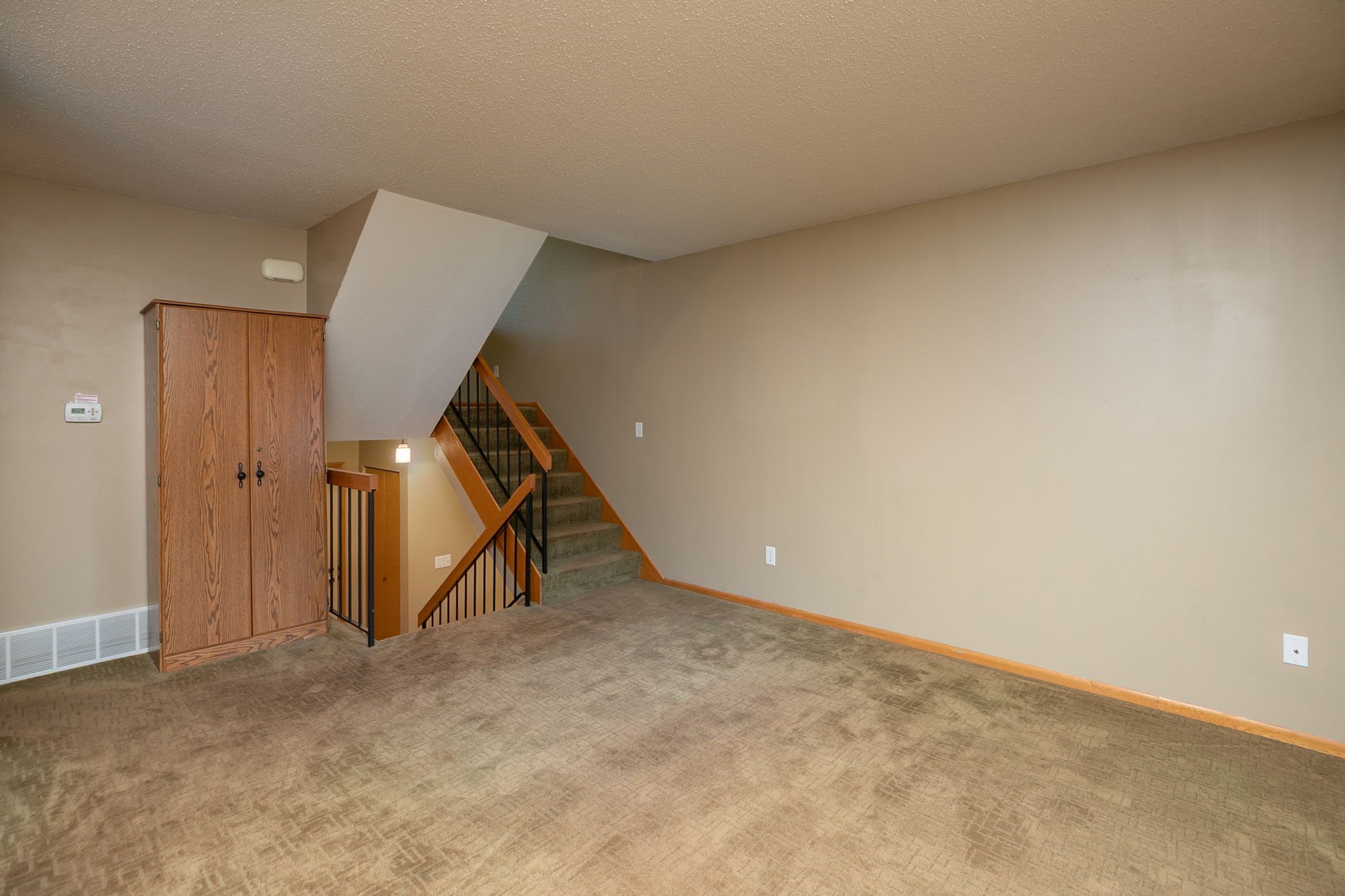 04-Living Room