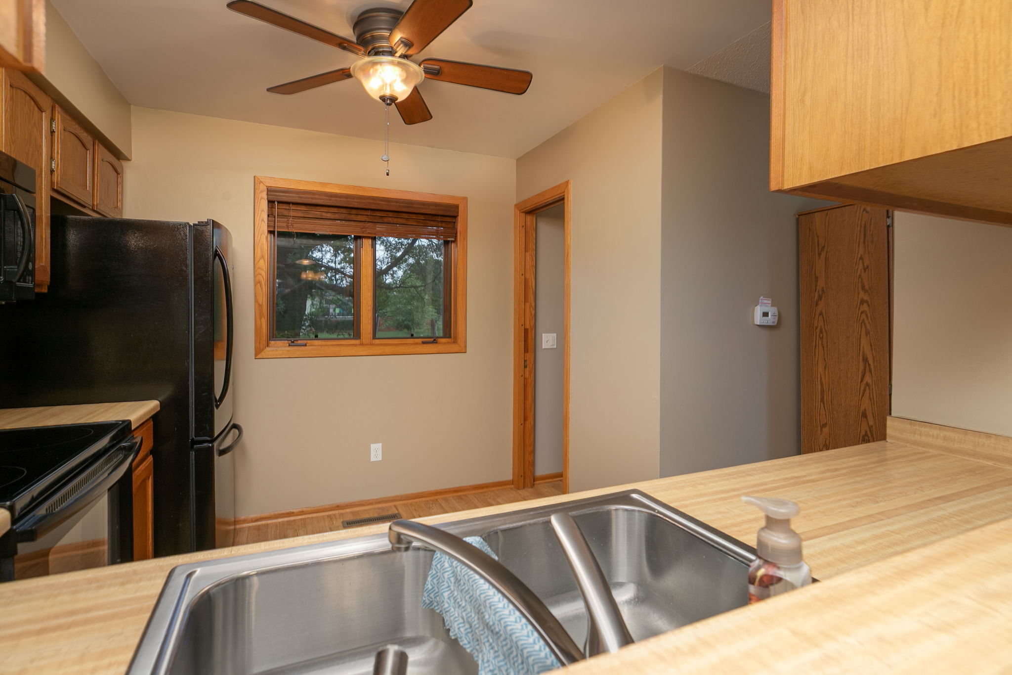 13-Kitchen