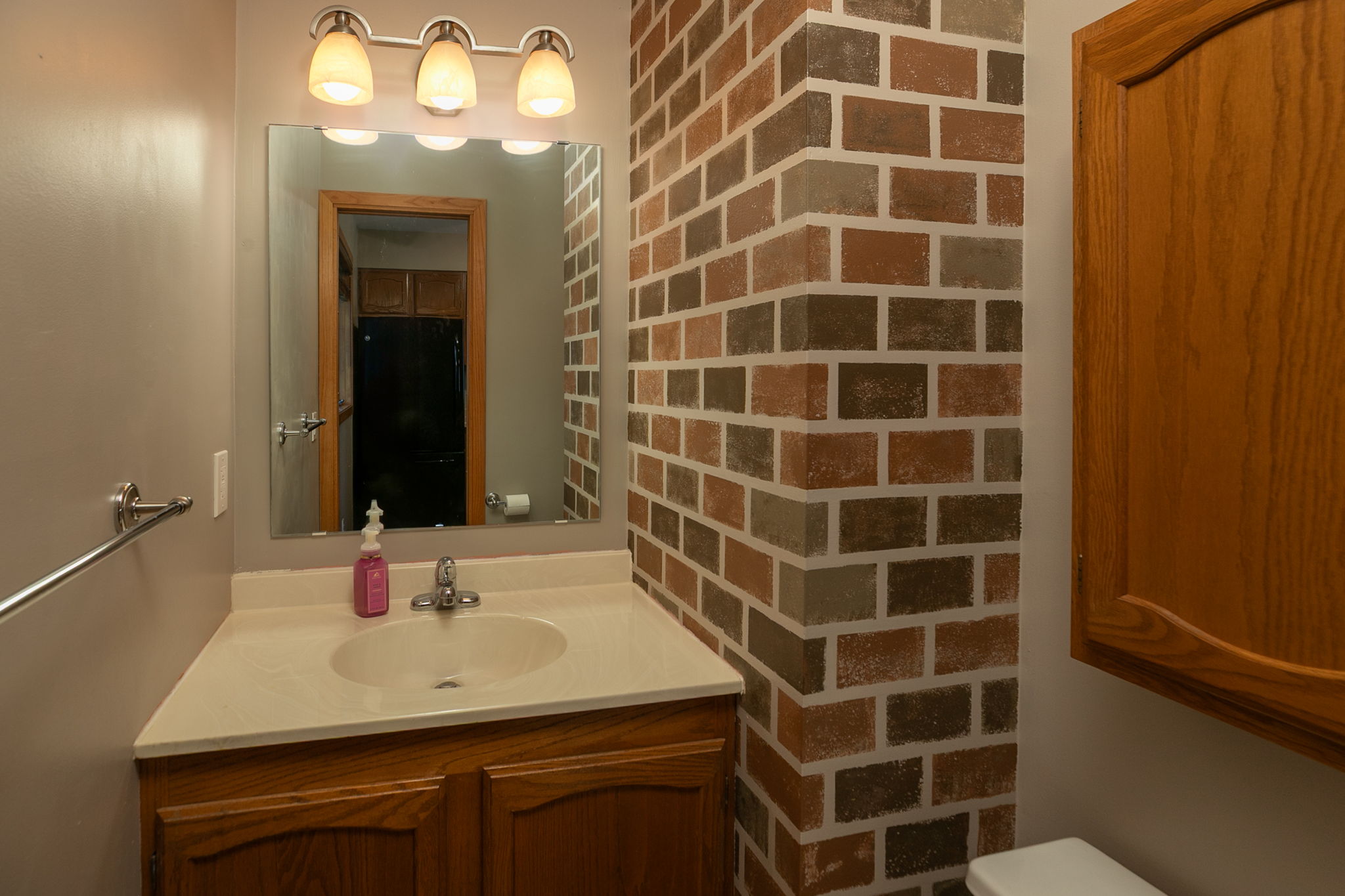 14-Bathroom