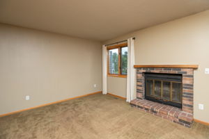 03-Living Room