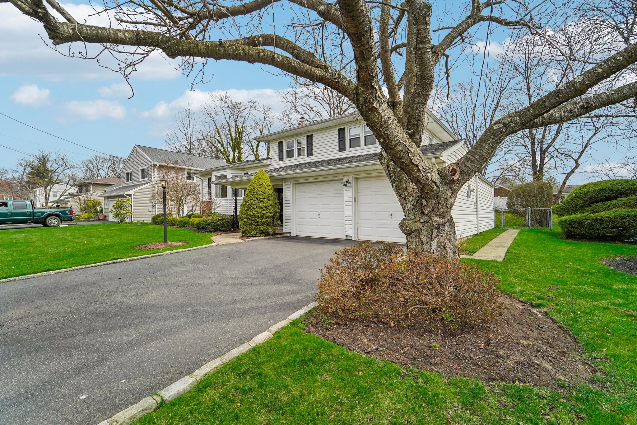 Eton Pl-S0204-003.jpg