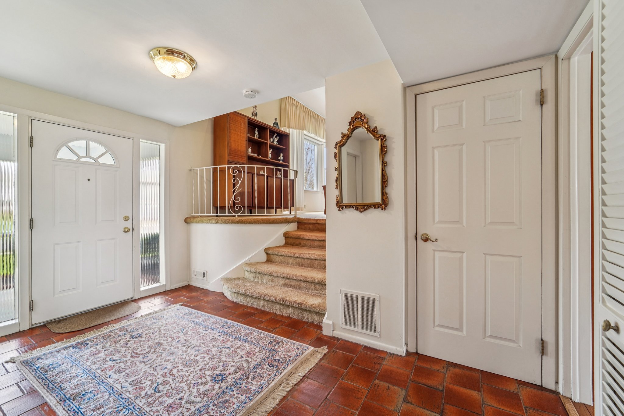 Eton Pl-S0204-004.jpg