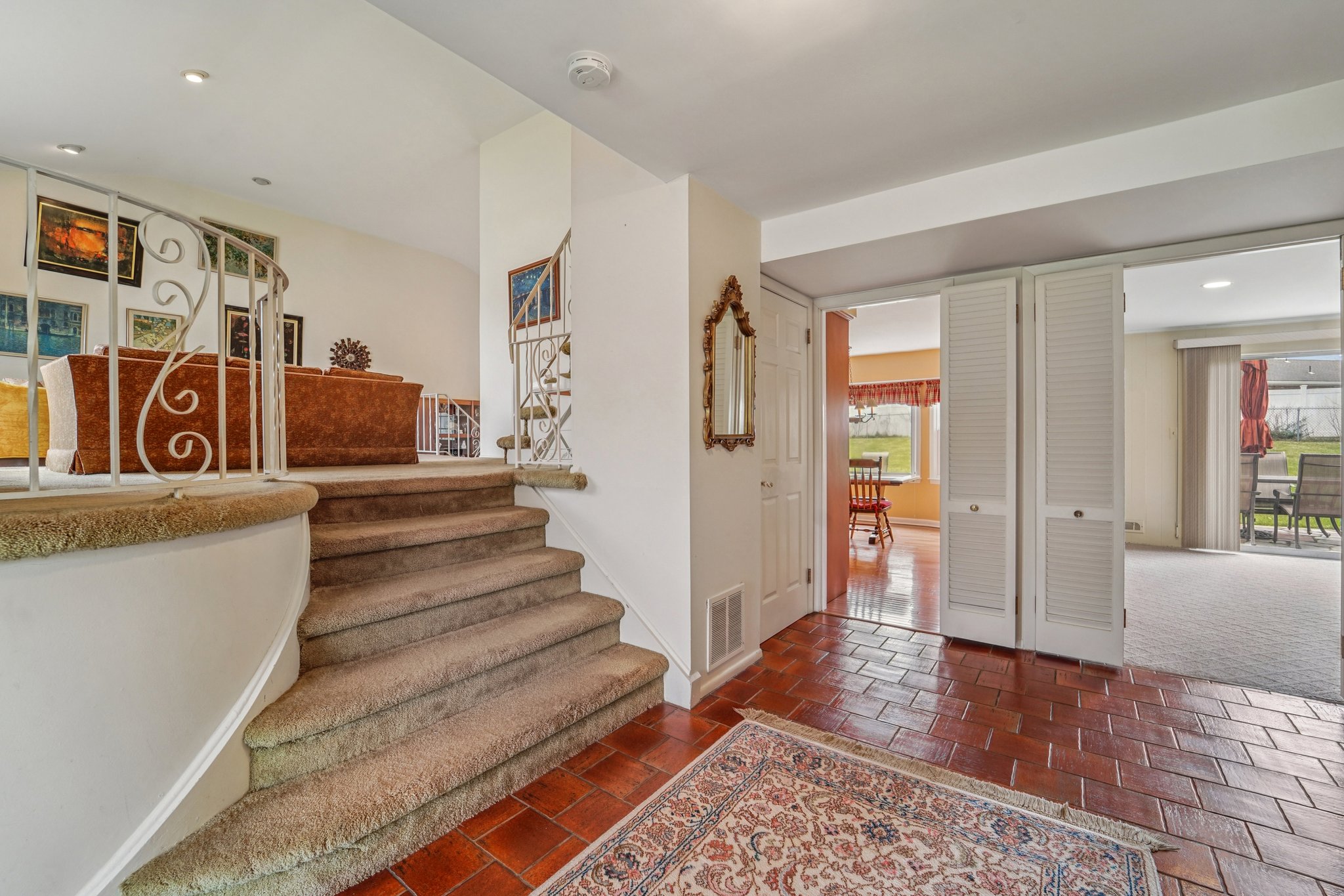 Eton Pl-S0204-006.jpg