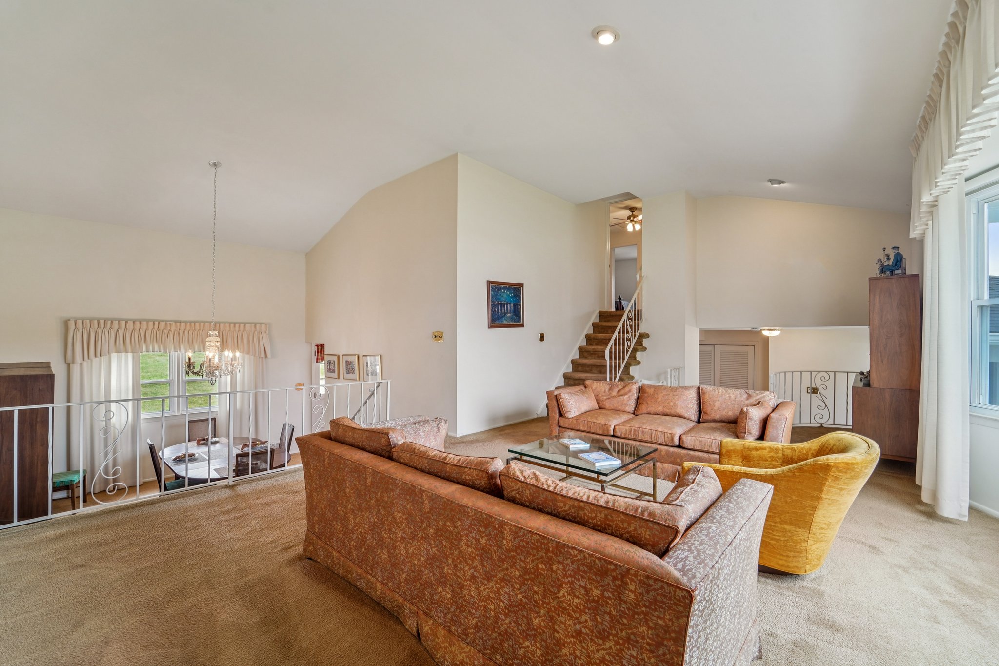 Eton Pl-S0204-010.jpg