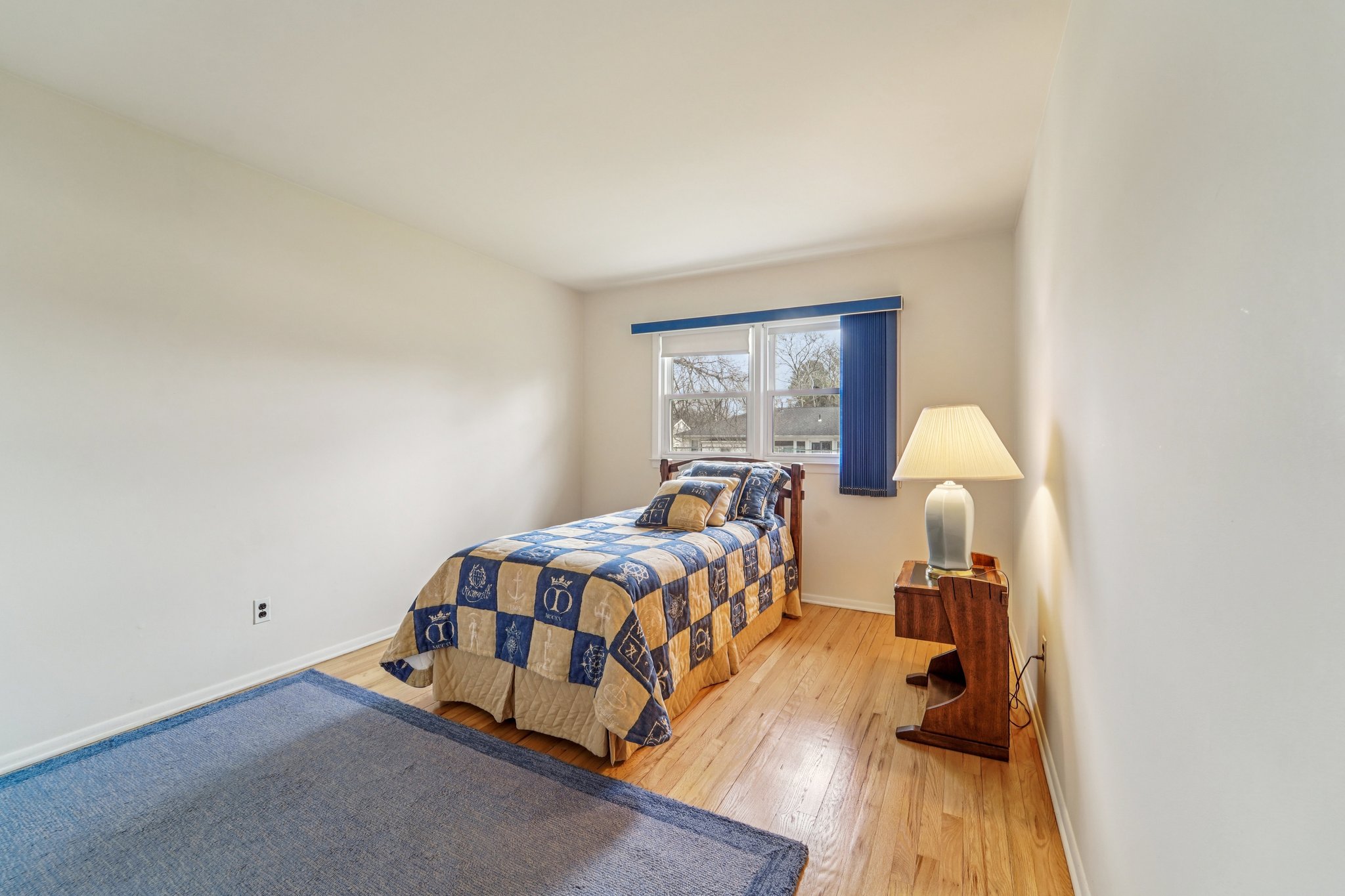 Eton Pl-S0204-027.jpg