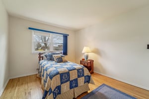 Eton Pl-S0204-028.jpg