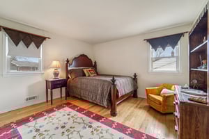 Eton Pl-S0204-035.jpg