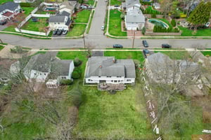 Eton Pl-S0204-055.jpg