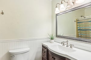 Forest Ridge Dr-S2504-037.jpg