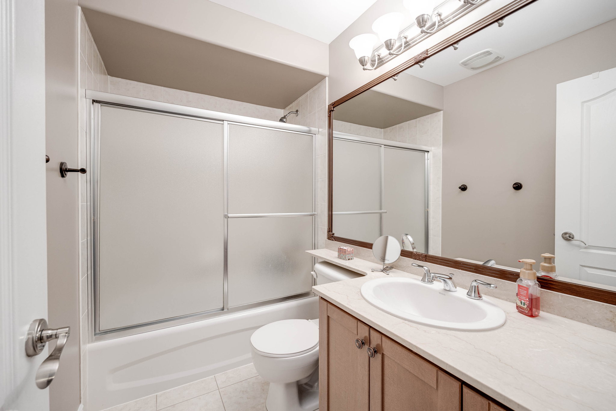 Vaughan property showcase — delivered property photograph 24