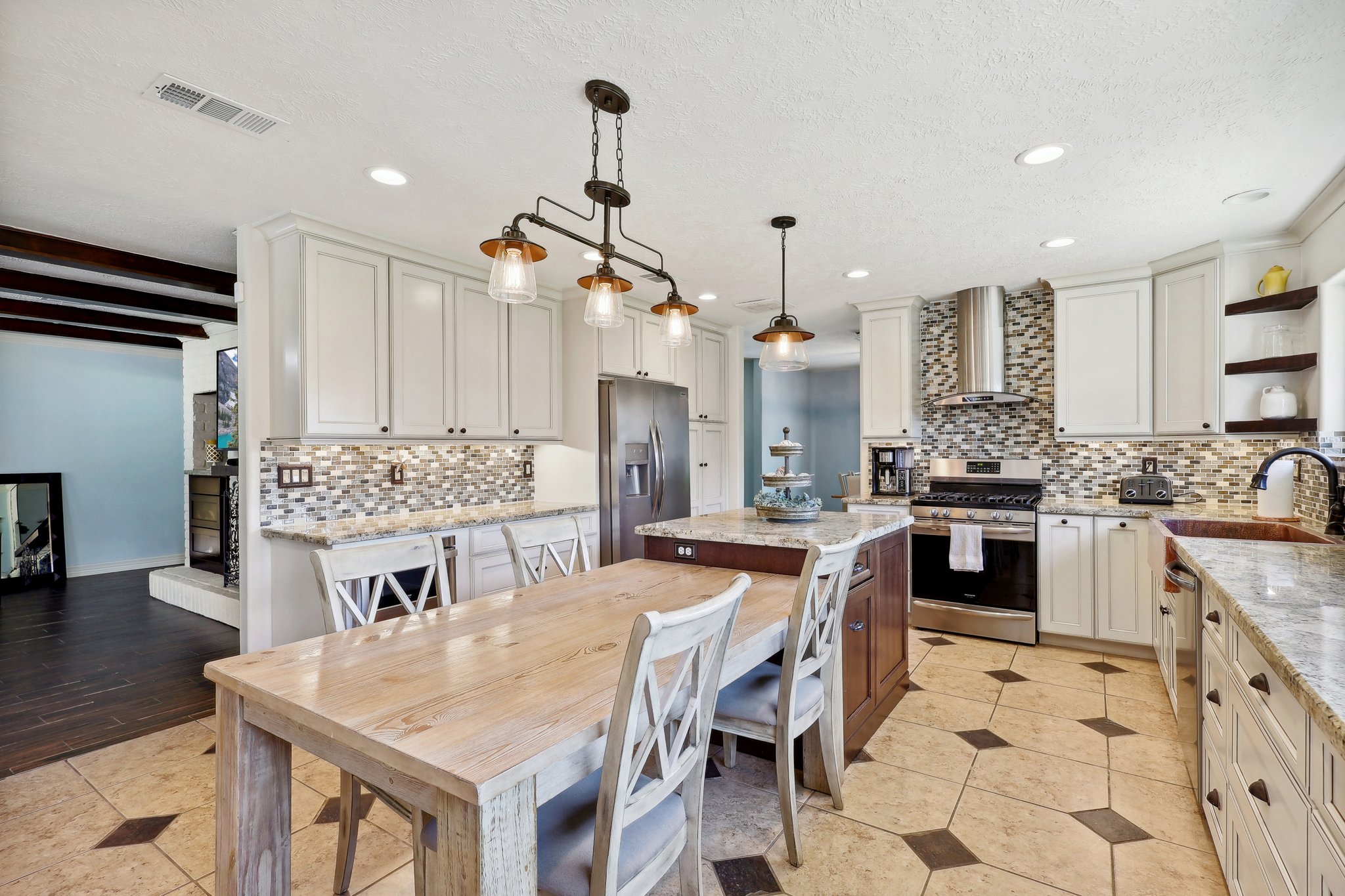 Haverford Ln-013.jpg