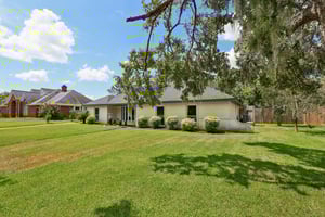 Haverford Ln-002.jpg