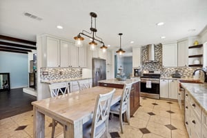 Haverford Ln-013.jpg