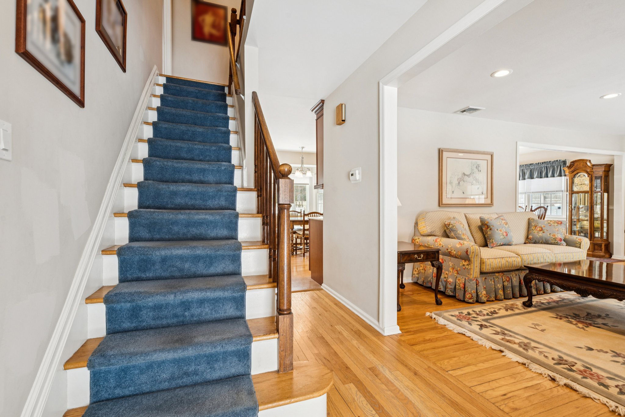 Hillside Ave-S2702-008.jpg